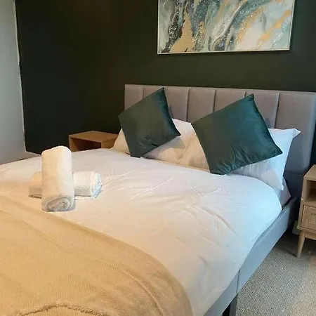 Homely Apartment, Balcony, Free Parking * Sheffield